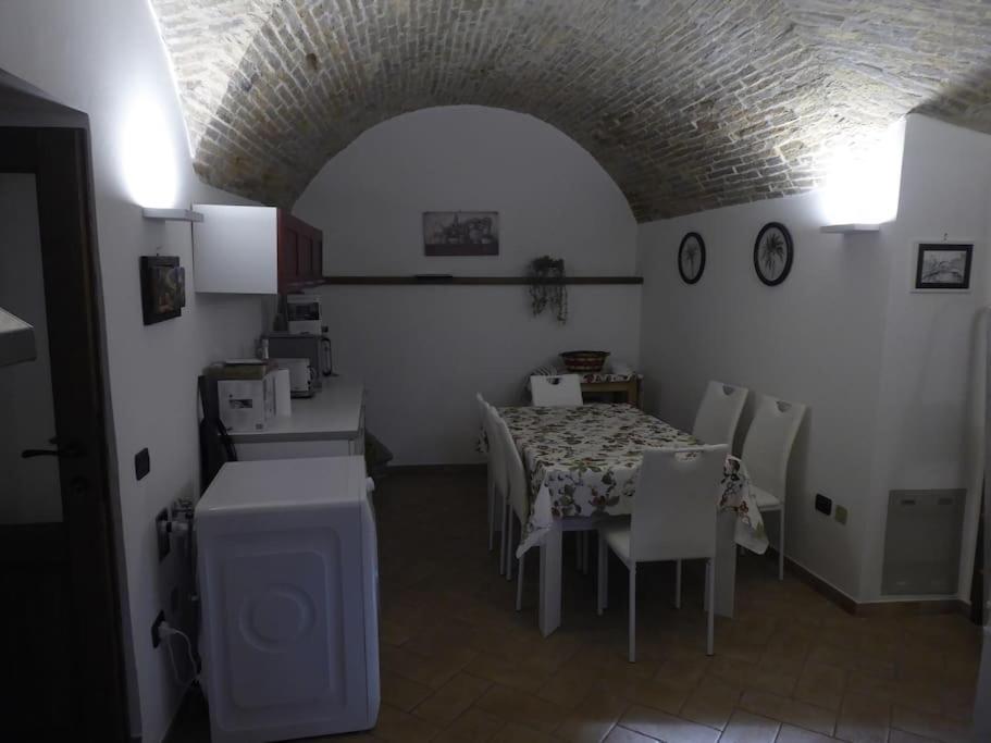 La Cantina Dei Cappuccini Spello Exteriör bild